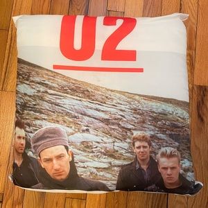Vintage U2 pillow - The Unforgettable Fire